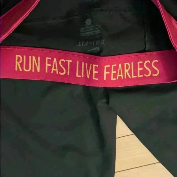 Soulcycle X Nike leggings - Picture 4 of 5